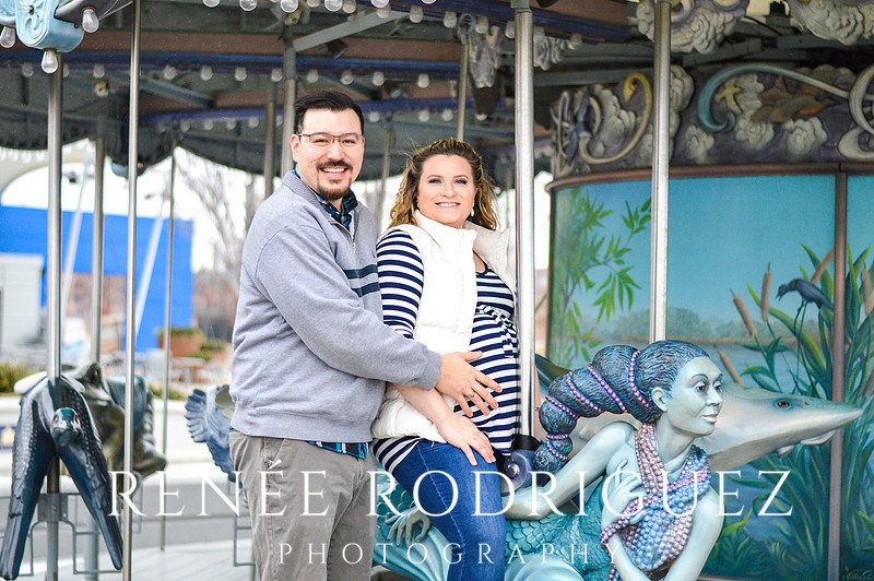 Maternity Session | Detroit Riverfront