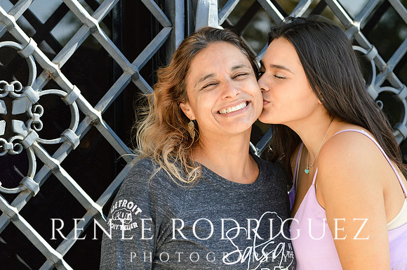 Senior Portrait Session | Detroit, MI